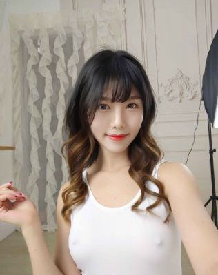 不卡av网_720免费高清观看