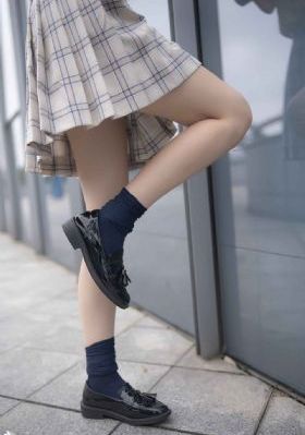 女职员_HD天堂在线