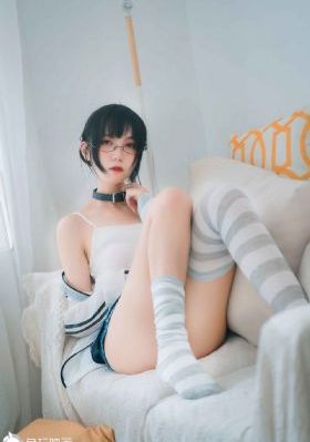 公妇乱淫中文字幕hd电影_国产剧手机在线看