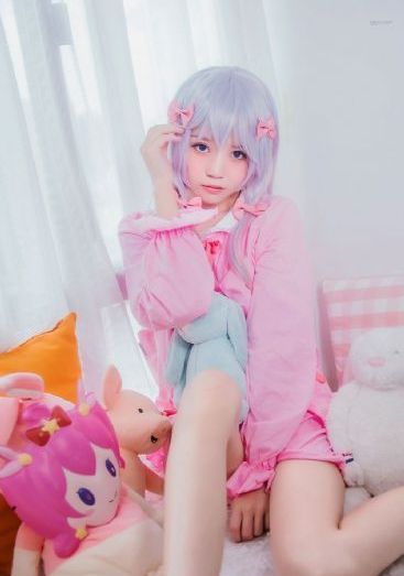《女员工的滋味》_BD英语全集免费播放