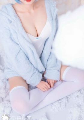 情侣偷偷看的羞羞视频网站_粤语中字在线观看