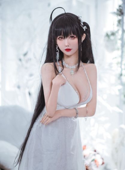 裙底下的野兽_1080在线播放