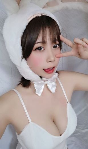 《大胸女友》_高清电影完整版在线观看