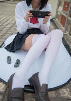 隔壁女孩4在线观看_剧情片高清视频播放